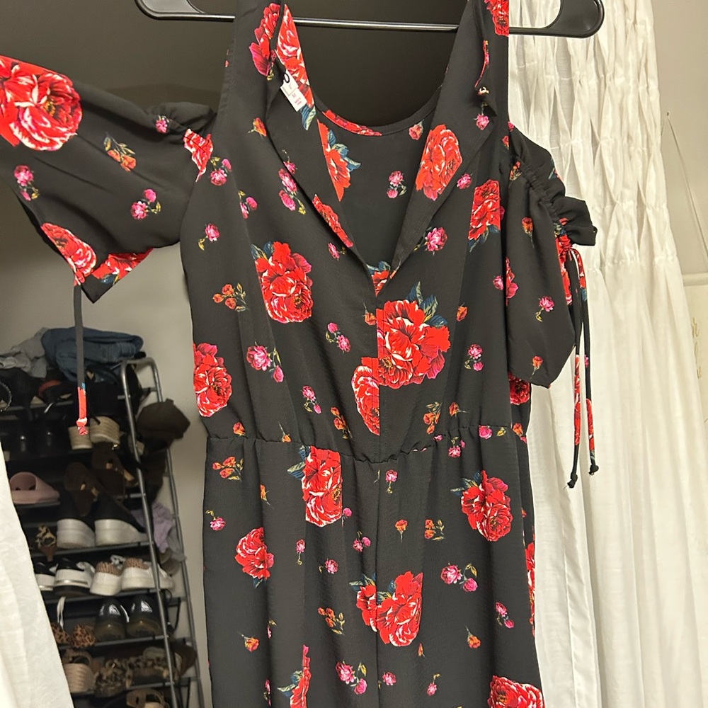 Xhilaration women’s floral black and red romper